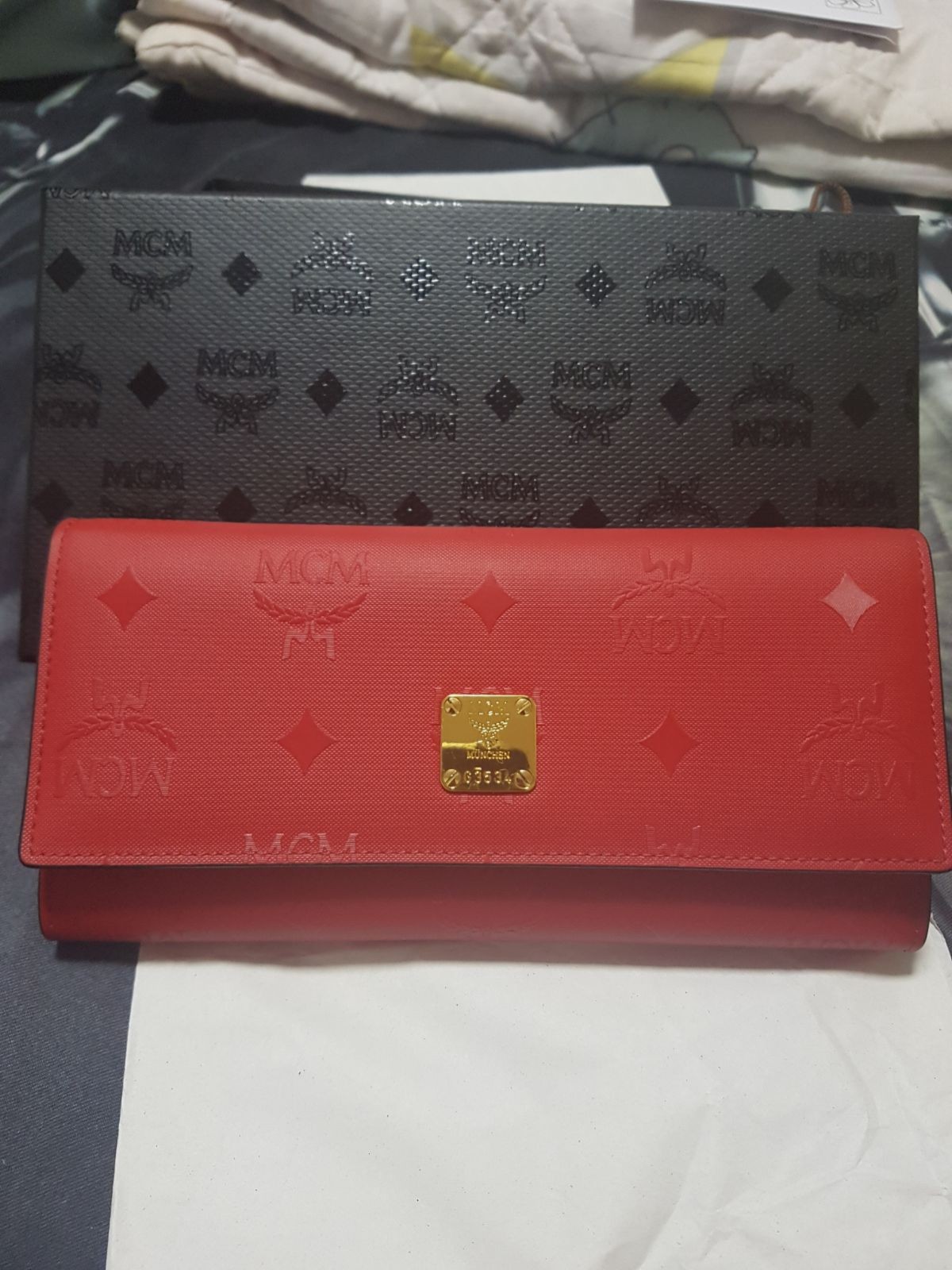 mcm wallet red
