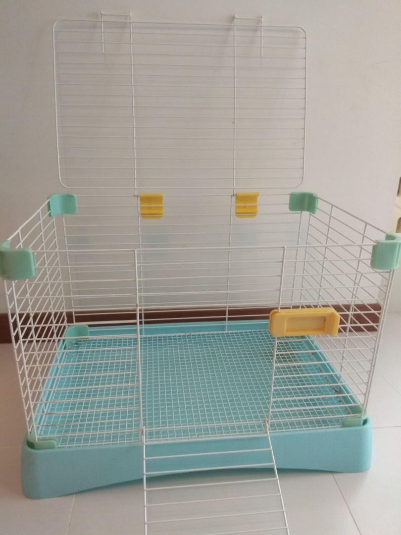 Alice deals rabbit cage