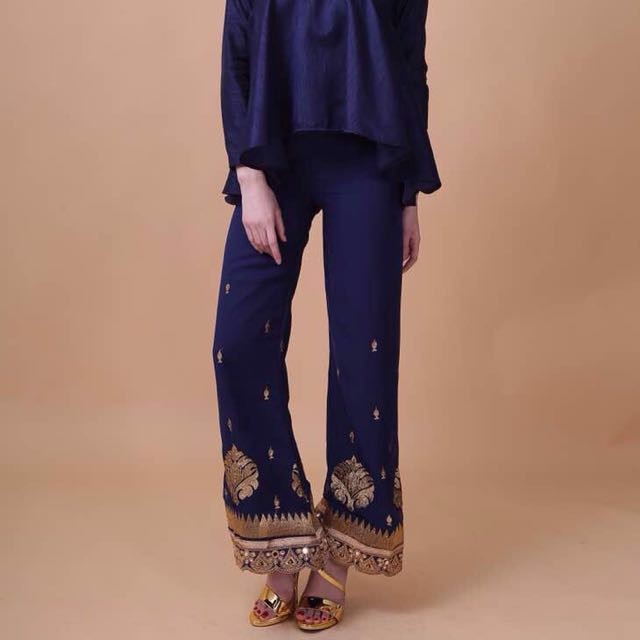 shawl publika tiru design