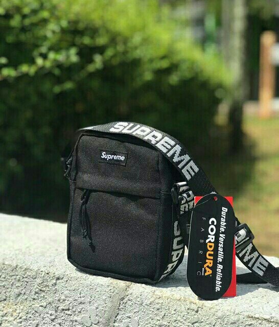 supreme ss18 sling bag