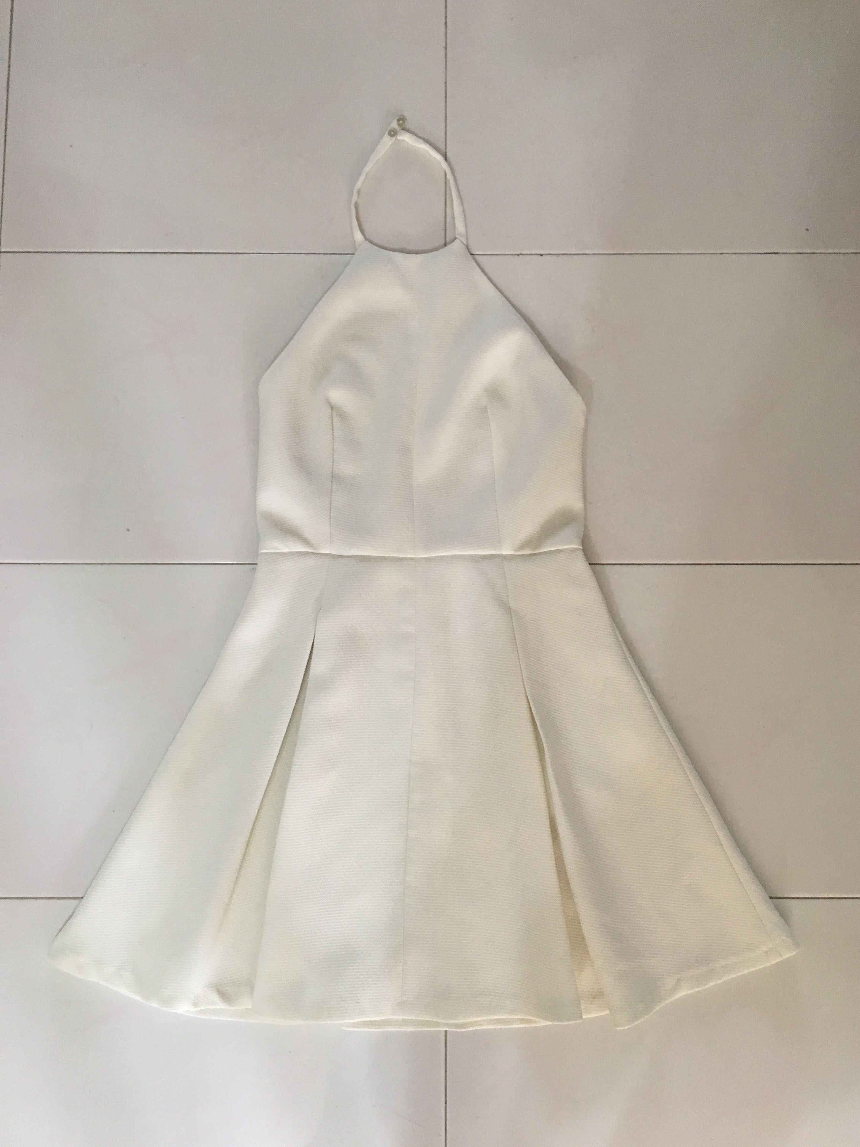 Zara Off White Halter Neck Low Back Dress S Women S Fashion Clothes Dresses Skirts On Carousell Free shipping on many items. carousell