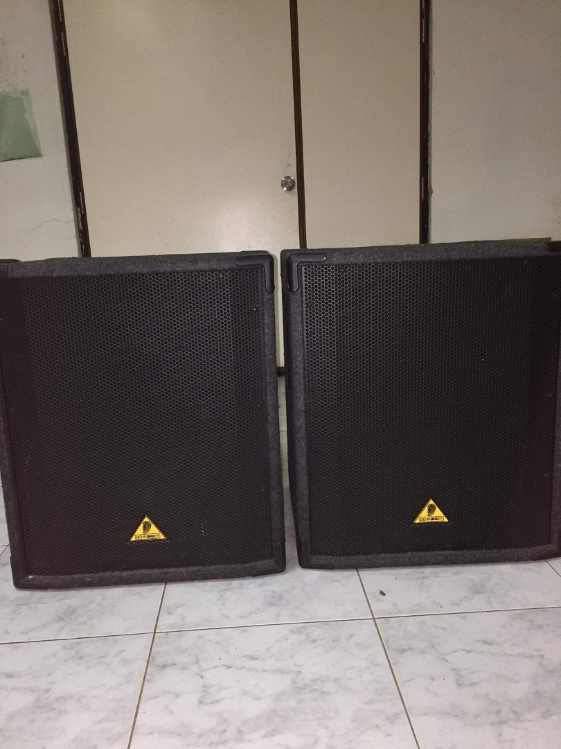 behringer eurolive b1800x