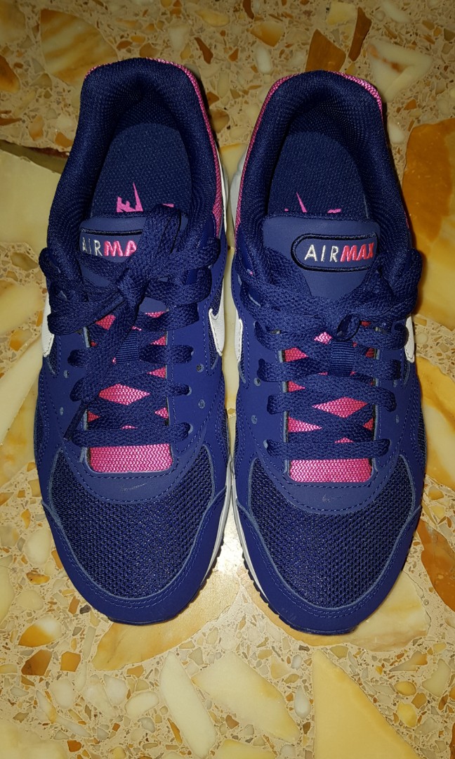 nike air max ivo womens
