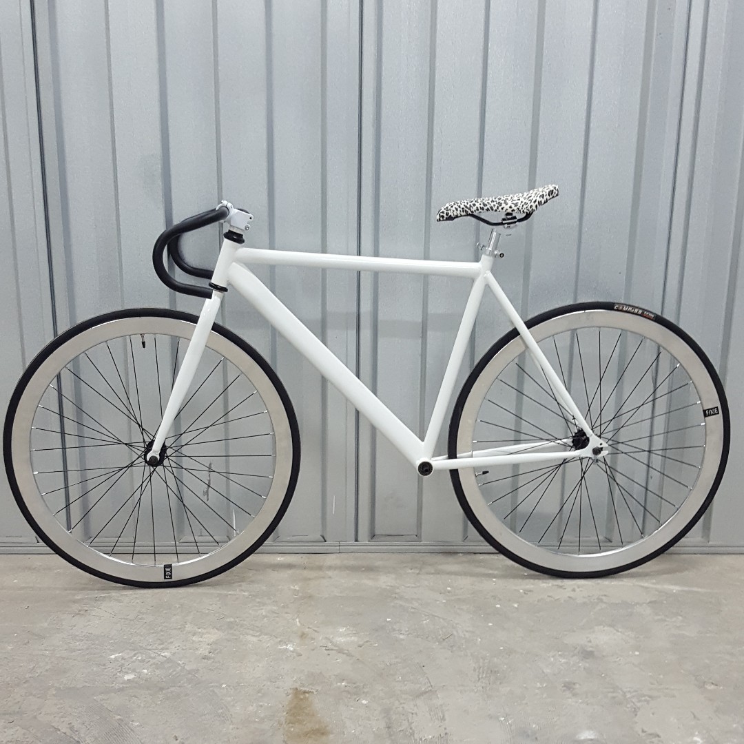white single speed bike