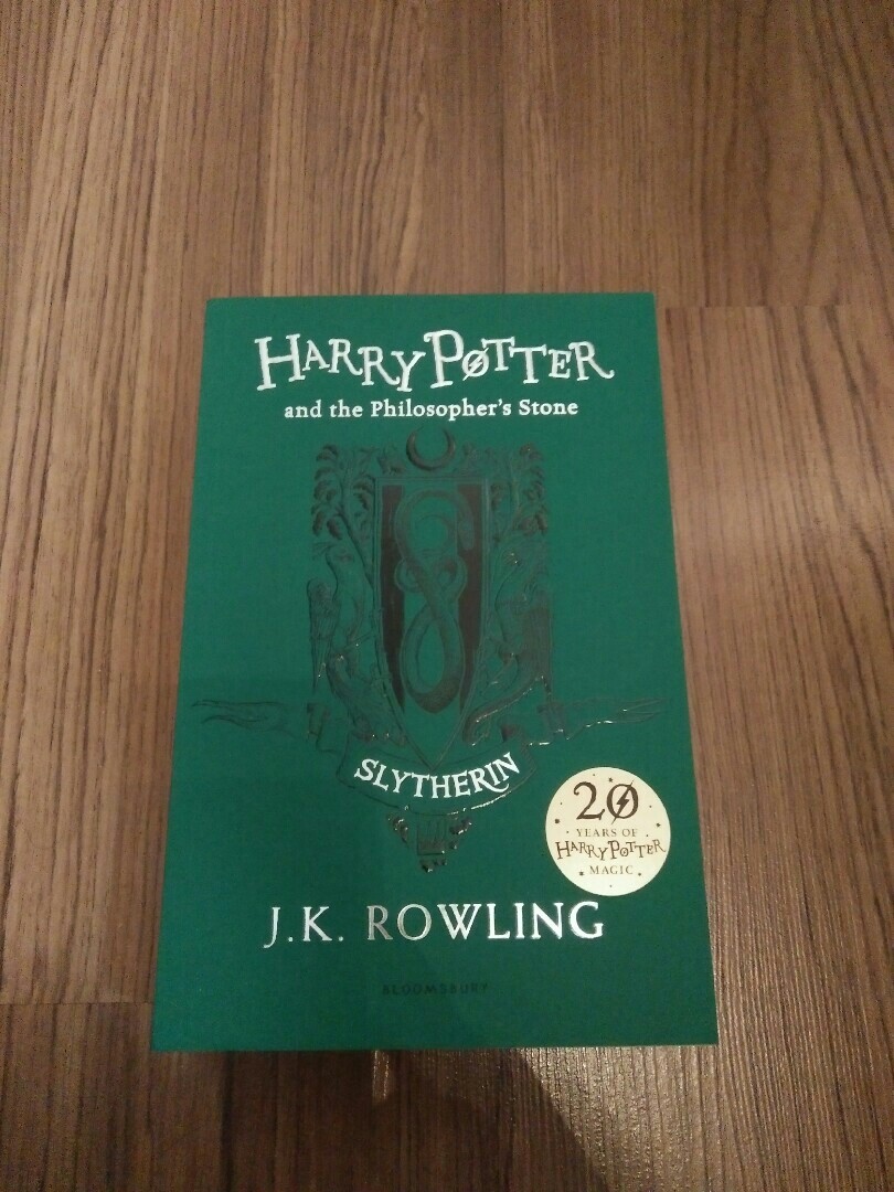 Harry potter 20th anniversary slytherin hotsell set