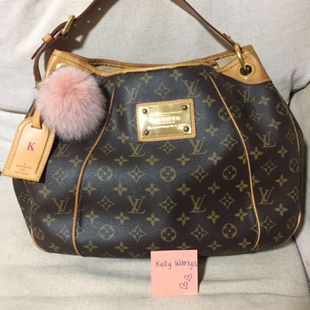Lv on the go pm, Luxury, Bags & Wallets on Carousell