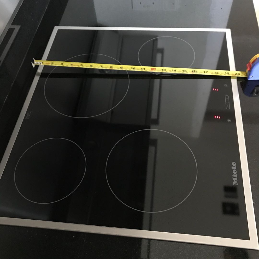 Miele Ceramic Hob Model KM500, TV & Home Appliances, Kitchen Appliances