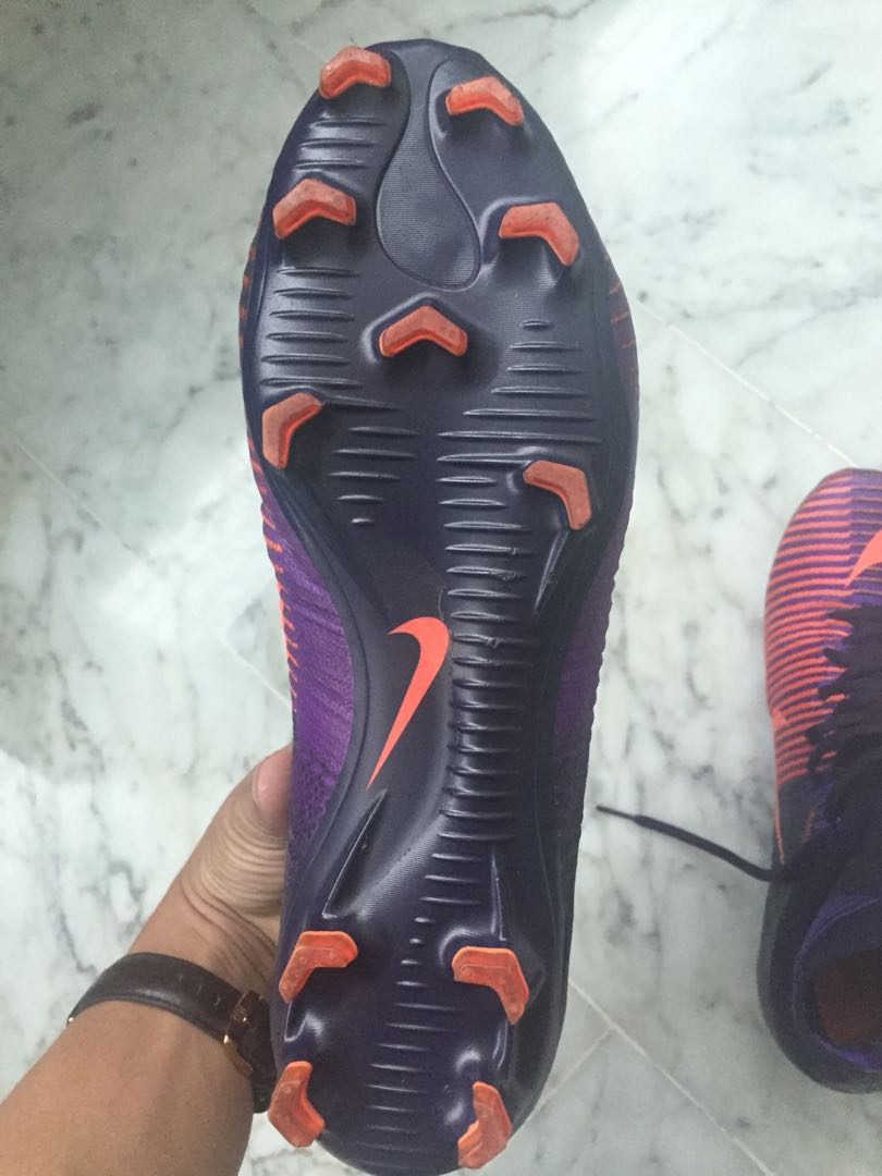 mercurial superfly v price