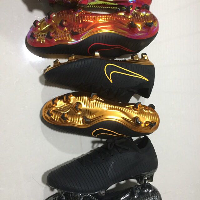 Nike Mercurial Vapor XII Elite AG PRO Mens Boots Soft