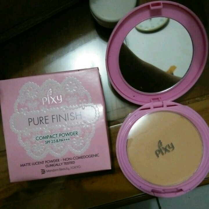 Pixy Compact Powder Pure Finish Bedak Pixy Pixy Powder Kesehatan Kecantikan Rias Wajah Di Carousell