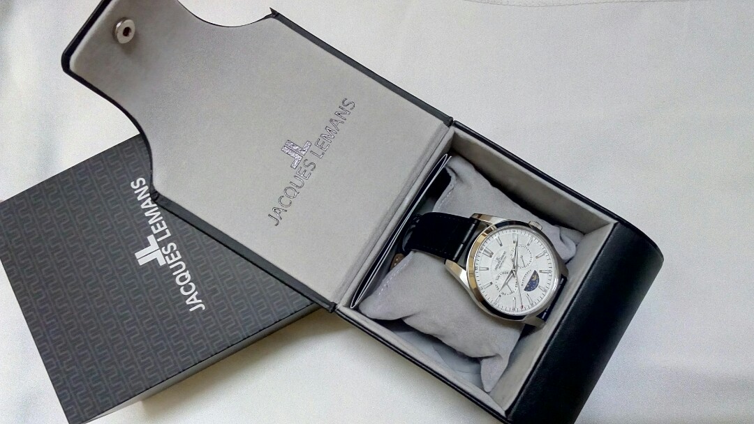 Jacques store lemans moonphase