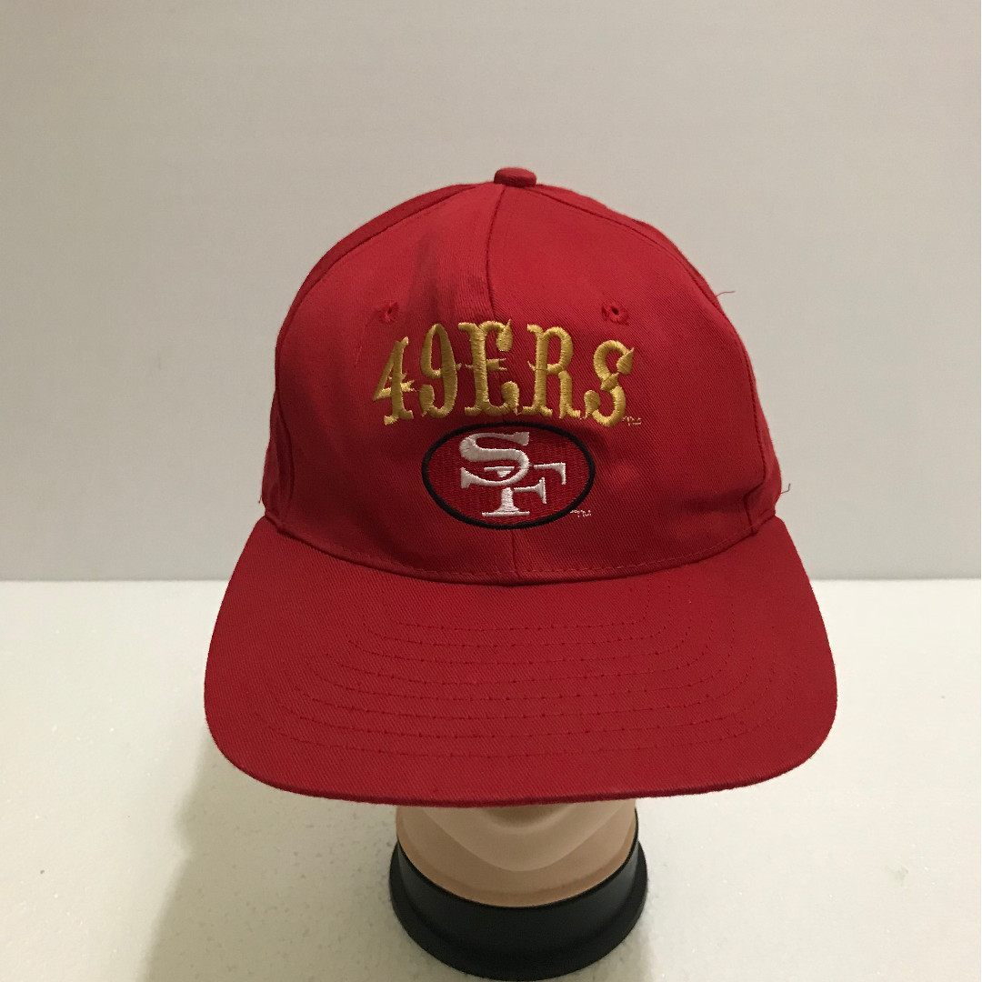 Vintage San Francisco 49ers Cap, Men's Fashion, Watches & Accessories, Caps  & Hats on Carousell