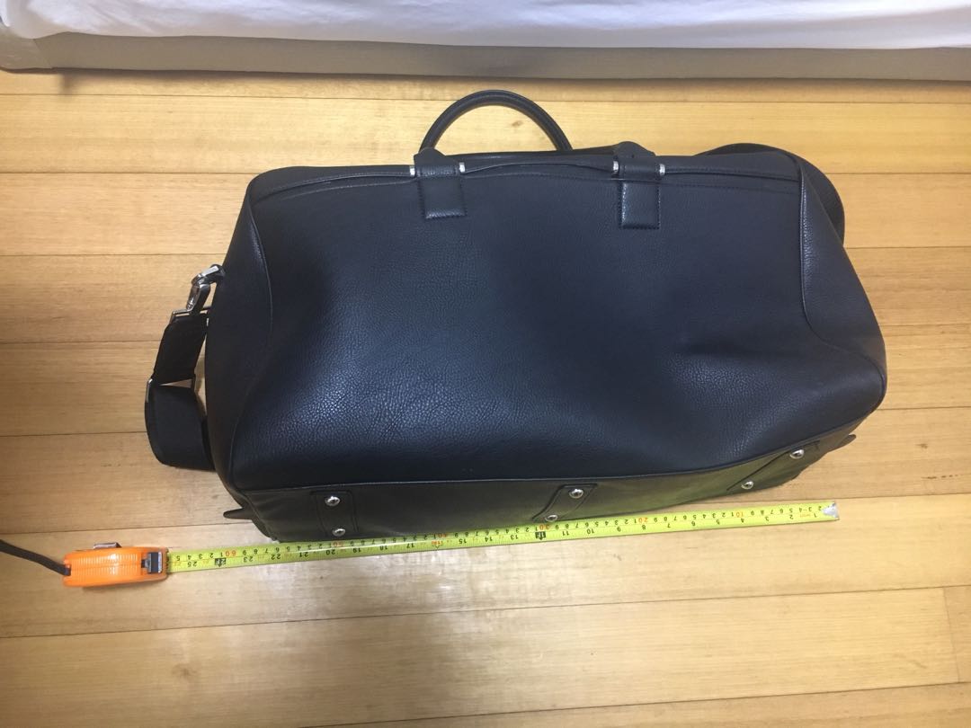 Zara Weekender Travel Bag, Men's Fashion, Bags, Sling Bags on Carousell