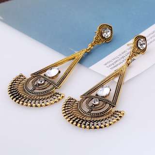 BN Instock Vintage Style Gold Statement Earring