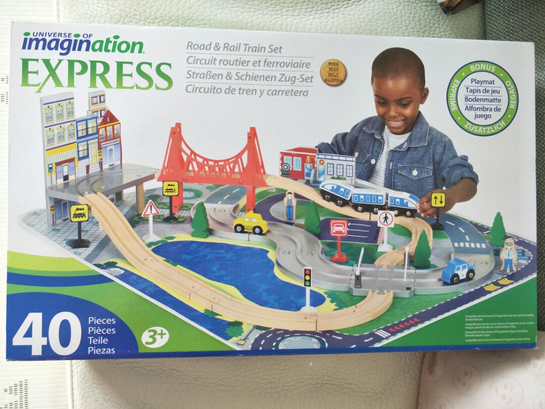 BNIB Universe of Imagination Express Road and Rail Set