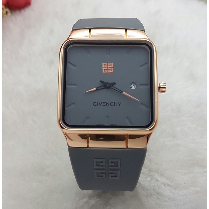 Givenchy gv 2024 5208m price