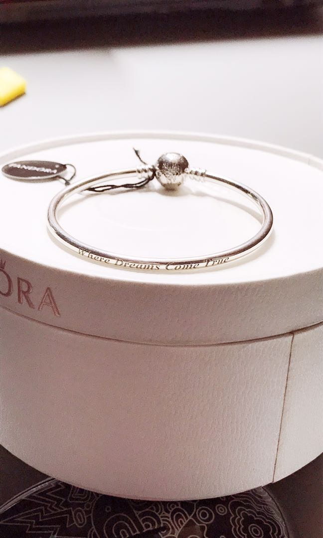 Instock Pandora Disney Parks Exclusive Bangle Where Dreams Come True Luxury Accessories On Carousell