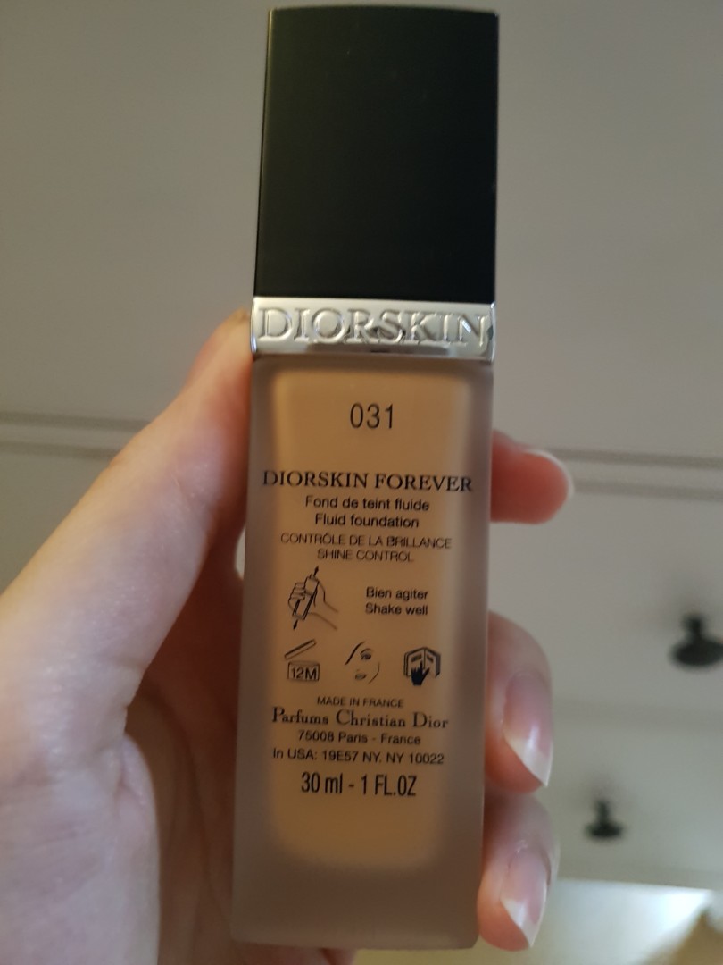 no box DIOR FOREVER Foundation 031 Kesehatan Kecantikan Rias