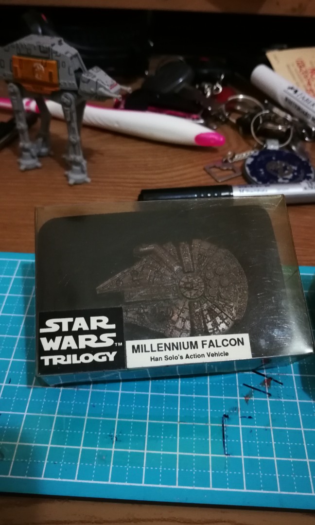 FREE POSTAGE Star wars (Category: Toys & Games) located in Kuala Lumpur. Submitted by adeebrosli (Listing ID 166345786, Image 2). Description: vintage Star wars trilogy vehicle lot. imperial star destroyer and millennium falcon. scale 1:64 item from uk. never opened. sell to clear some space..