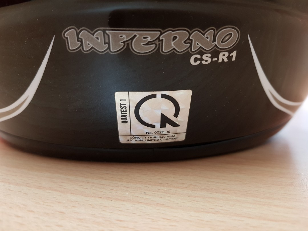 HJC CS-R1 Inferno helmet 'XL' size, Motorcycles, Motorcycle Apparel on ...