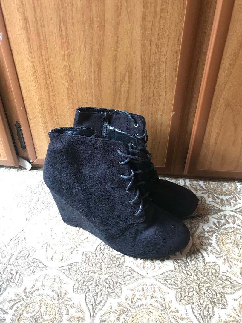 women's high heel boots size 11