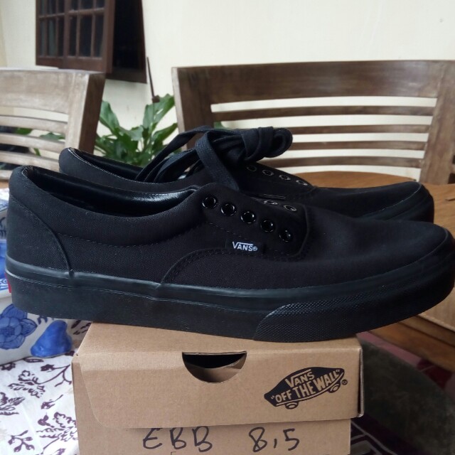 vans era japan market