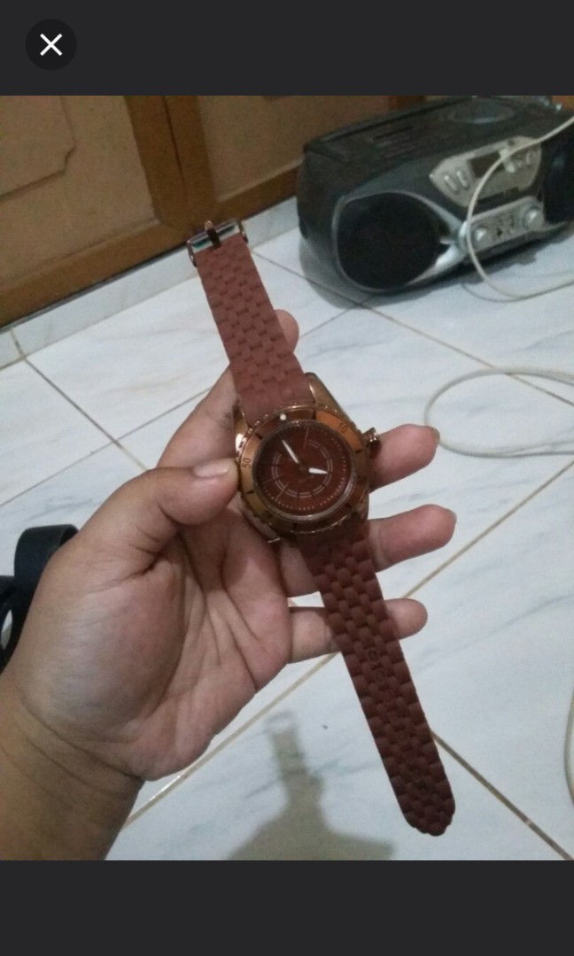 Authentic Fitron Watch Women S Fashion Watches On Carousell