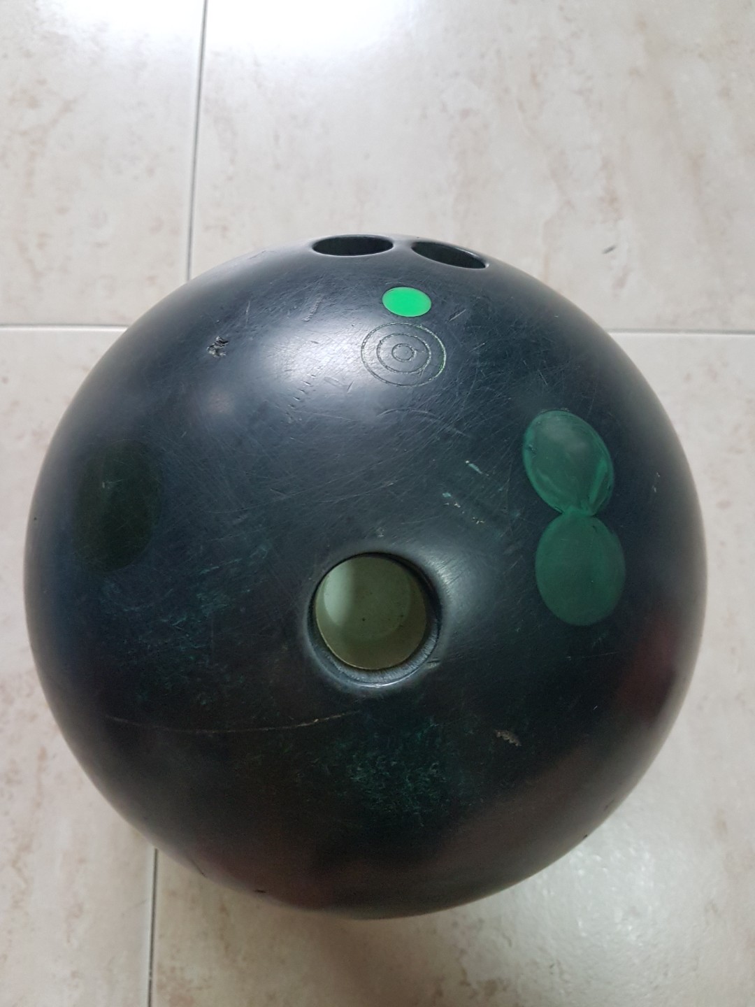 Bowling Ball Ebonite Tomahawk 11lb, Sports Equipment, Sports & Games