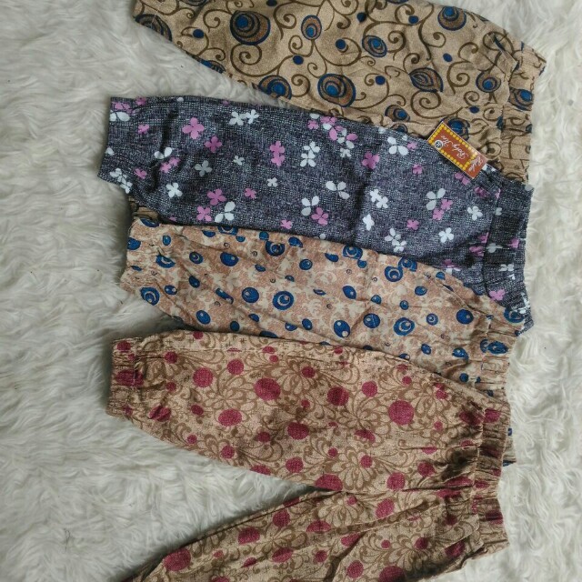 Celana Joger Anak Bahan Katun Stretch Motif Ukuran M Olshop Fashion Olshop Muslim Di Carousell Ukuran celana, ukuran celana wanita, detail ukuran celana, ukuran celana l, ukuran celana pria, mengecek ukuran celana, ukuran celana no m, ukuran jual baju bayi anak laki laki setelan baju pesta kondangan via www.bukalapak.com. celana joger anak bahan katun stretch motif ukuran m
