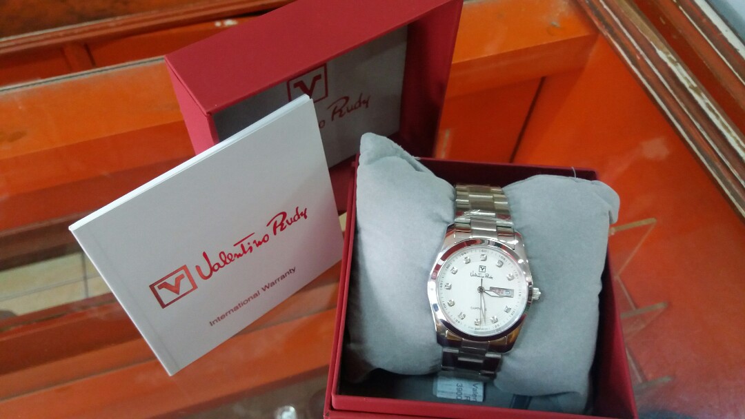 Jam Valentino Rudy - Pilihan Online Terbaik