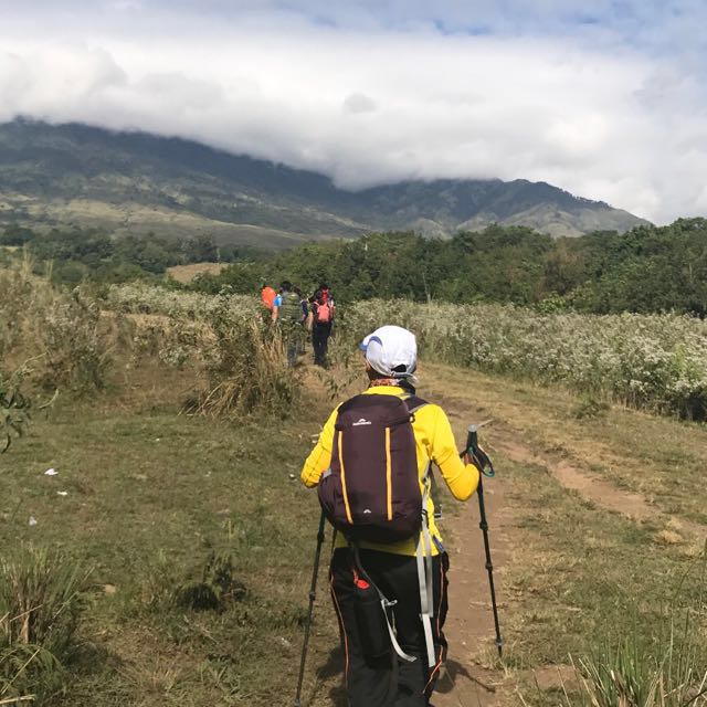 Kathmandu dash outlet pack