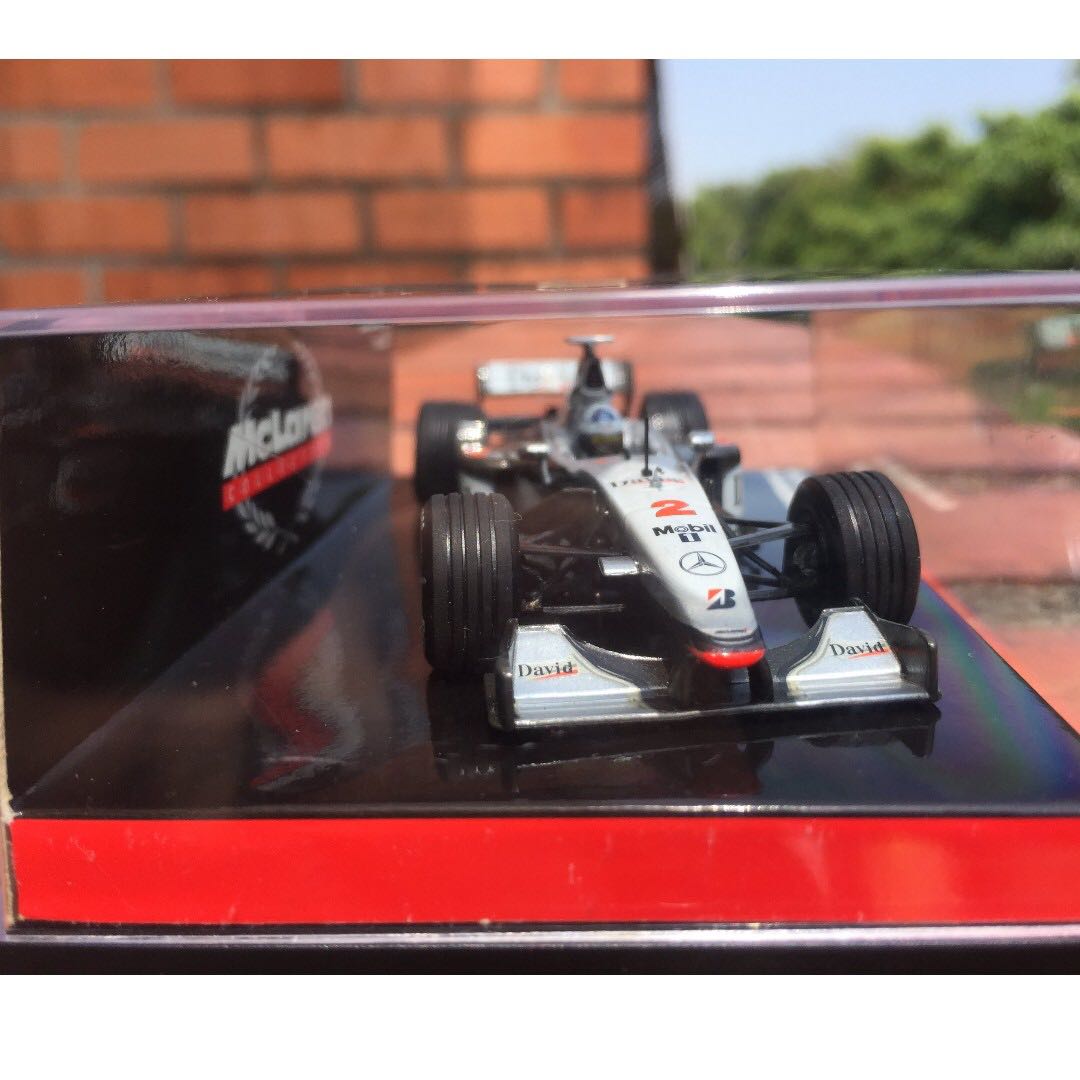 Kyosho Mini Z F1 – McLaren Mercedes MP4/16 #4 – David Coulthard – Occasion
