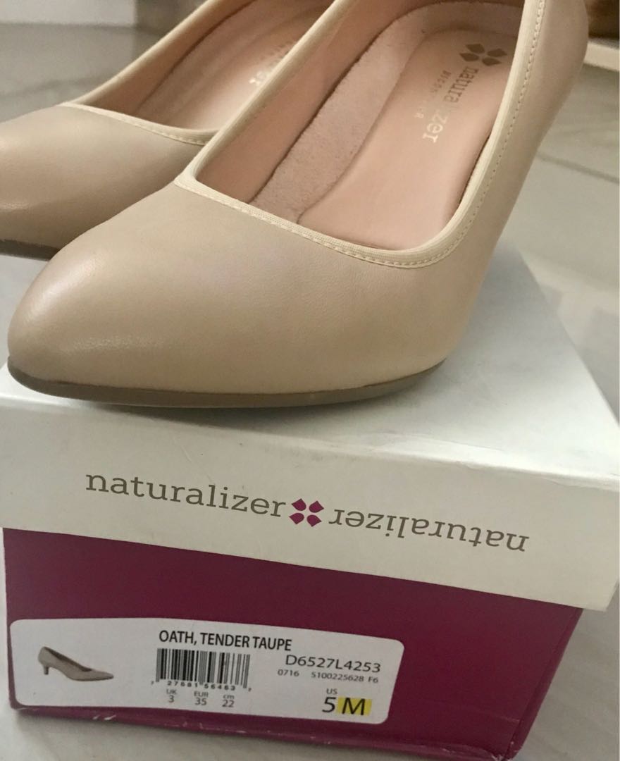 naturalizer nude shoes