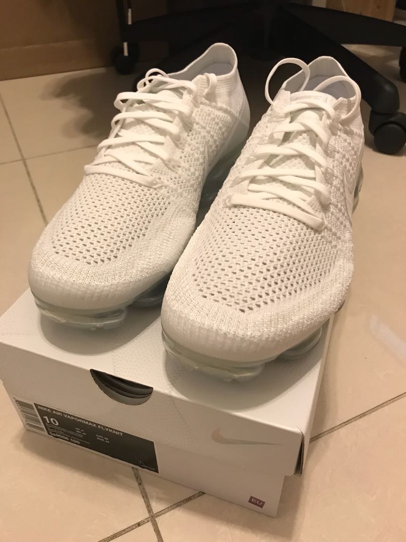 nike vapormax triple white