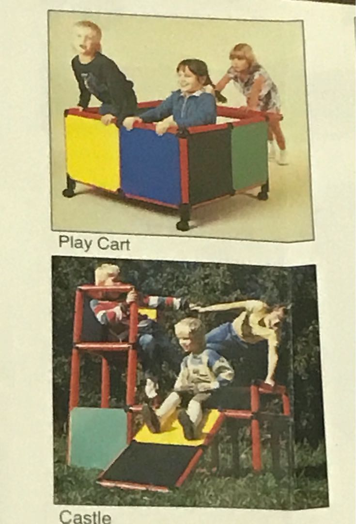 QUA DRO World’s Largest Toy Set, Hobbies & Toys, Toys & Games on Carousell