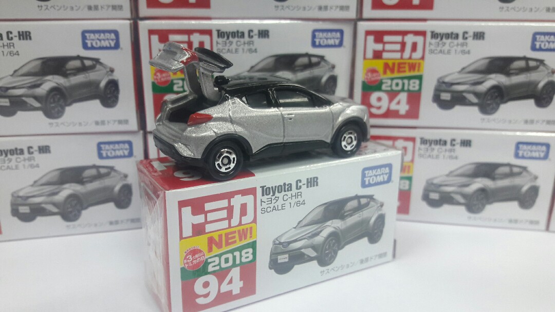 tomica chr