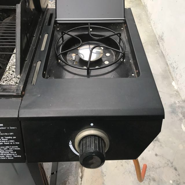 Uniflame 4 Burner & Side Gas Grill, TV & Home Appliances, Kitchen