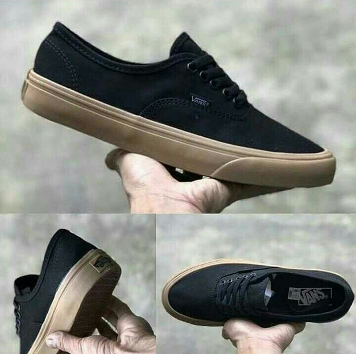 sepatu vans authentic black gum