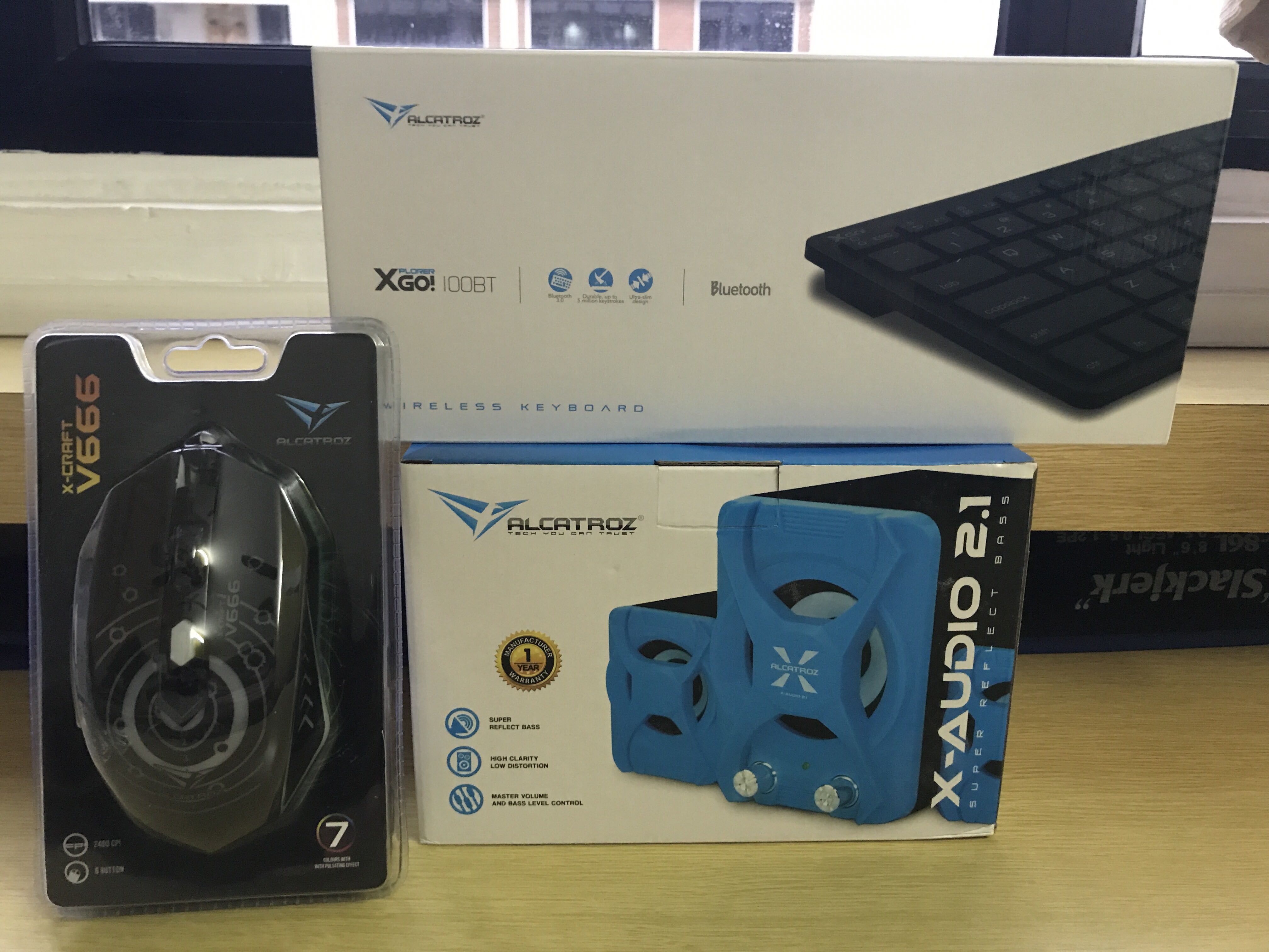 alcatroz x audio 2.1