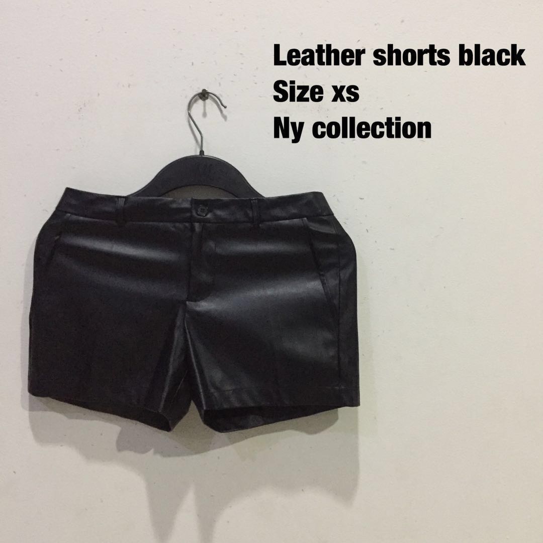 Black leather hot pants / celana pendek 