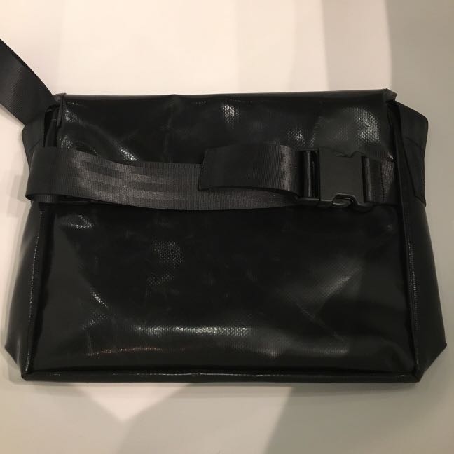 Brand new ALL BLACK Freitag F14 Dexter Messenger Bag, Men's Fashion