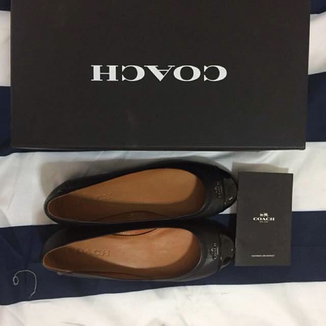 Coach flat shoes hotsell amazon