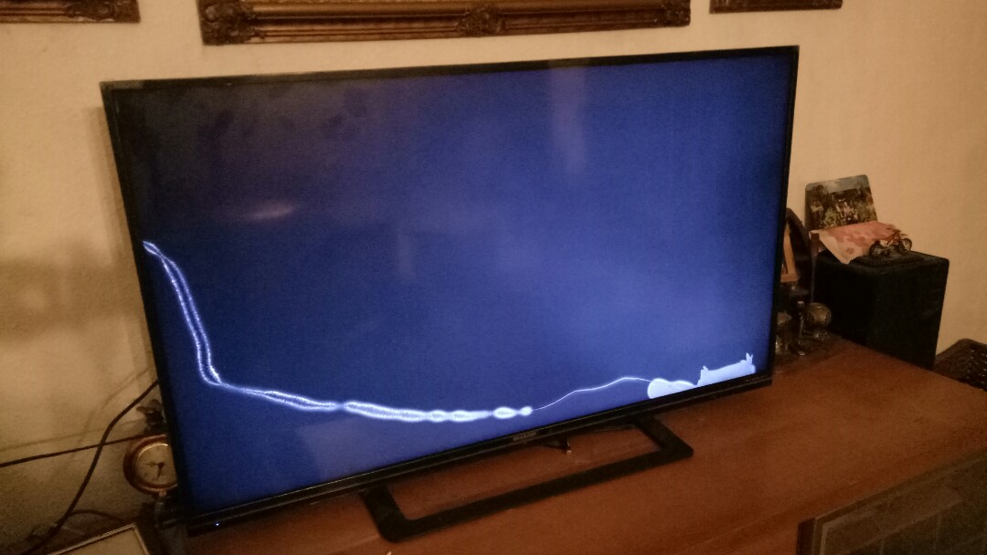 Cracked LCD screen TV for sale, TV & Home Appliances, TV