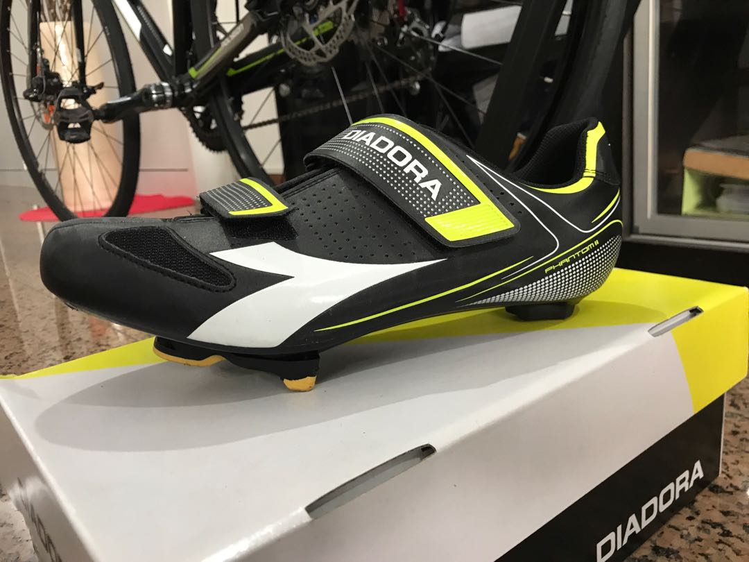 Diadora phantom ii top