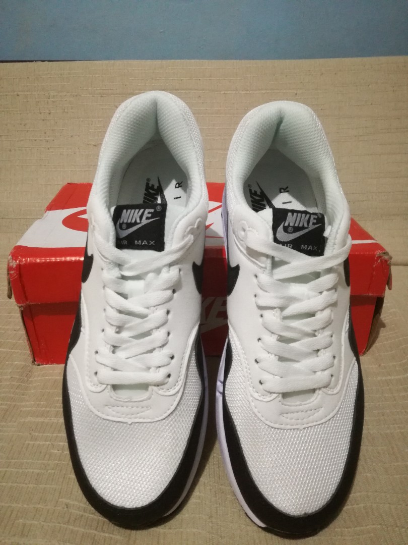 mens nike air max 1 essential