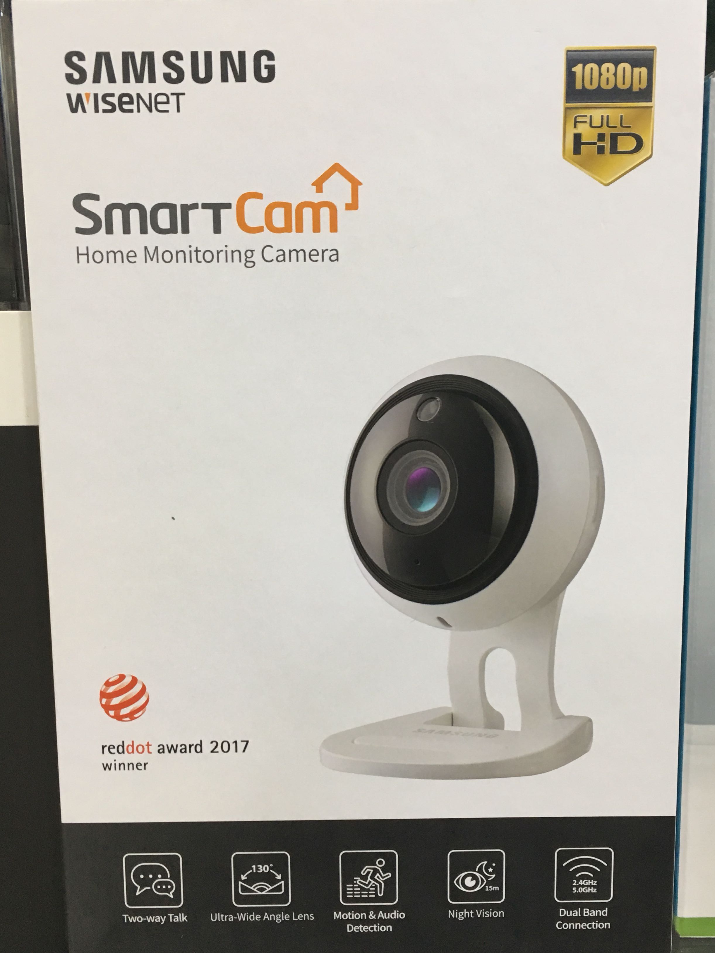 Samsung SNHV6431BN Smartcam Home Monitoring Camera, Furniture