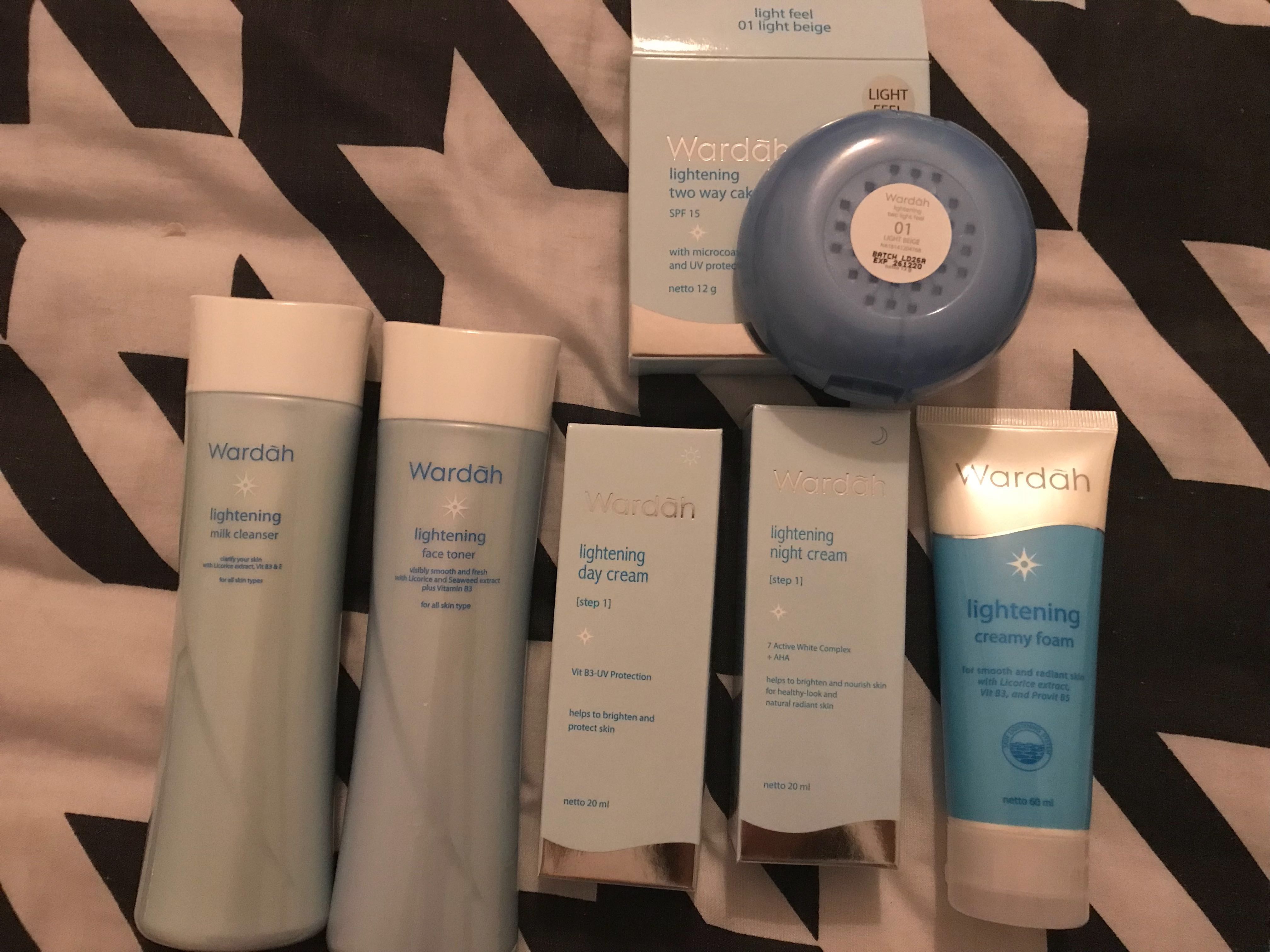 Wardah Lightening Series Beauty Personal Care Bath Body Body Care On Carousell