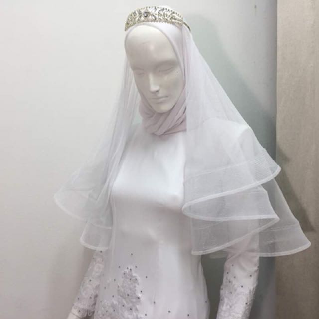 2 tier long veil