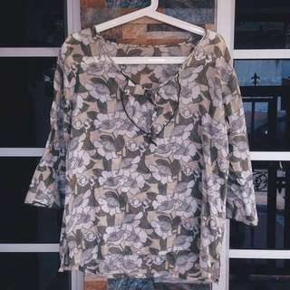Top / Blouse