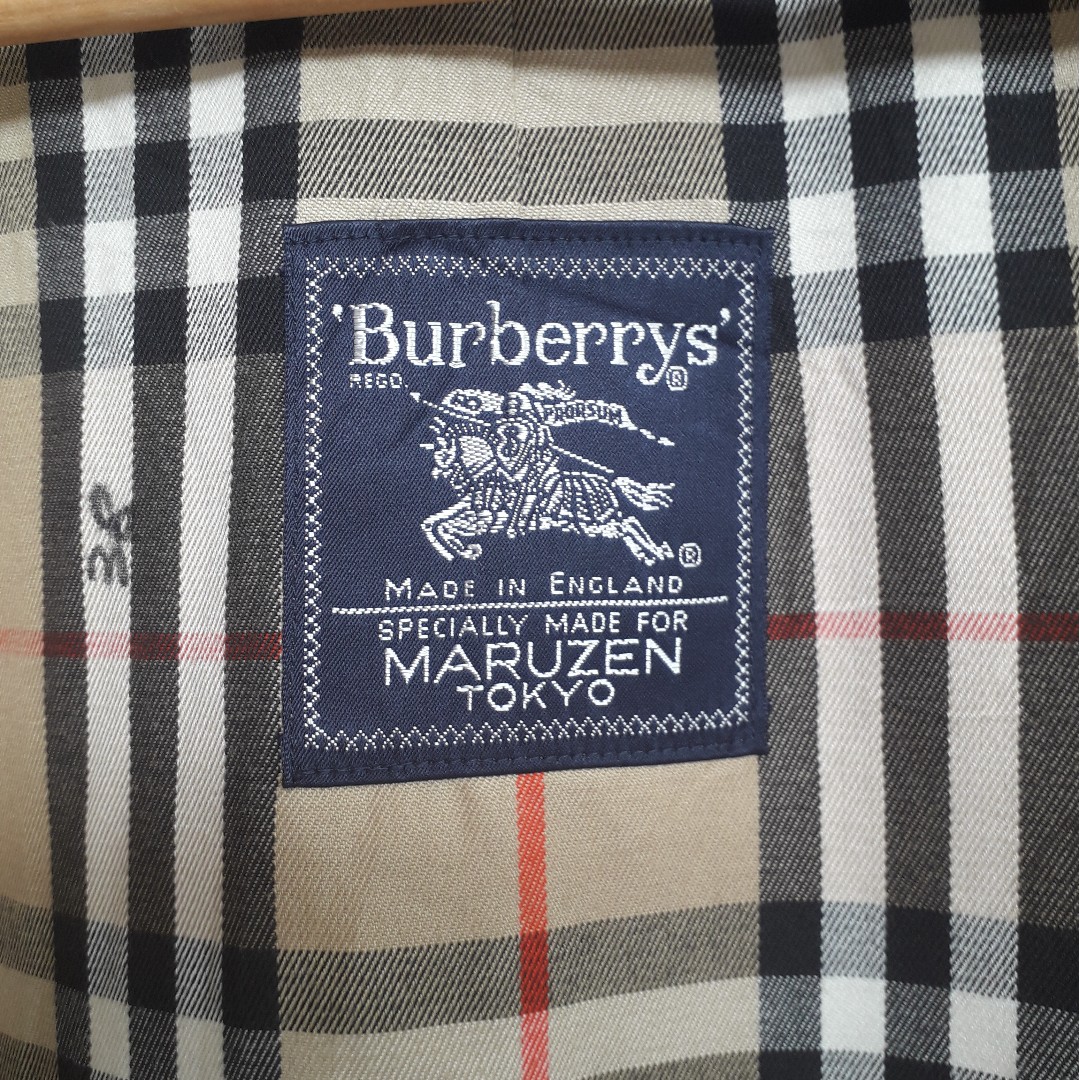 Burberrys Prorsum Trench Coat Maruzen Tokyo, Men's Fashion, Tops & Sets,  Vests on Carousell